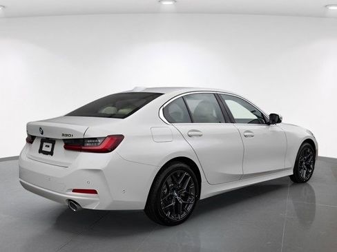 New 2025 BMW 330i xDrive 330i xDrive w/ Premium Package image 9