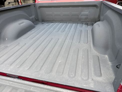 Used 2014 RAM 1500 Laramie w/ Convenience Group AWD/4WD image 22