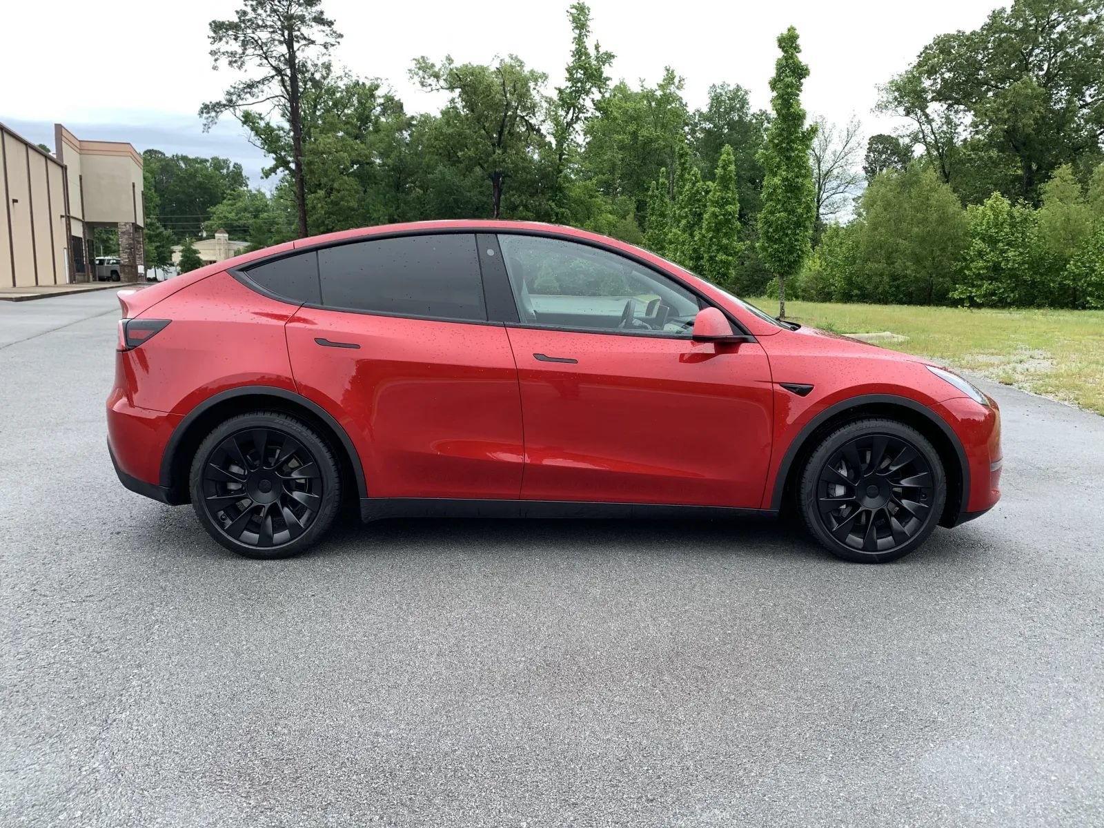 Used 2021 Tesla Model Y Long Range AWD/4WD image 8