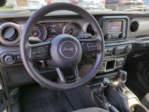 Used 2020 Jeep Wrangler Sport image 14