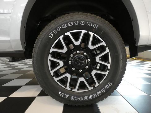 New 2026 RAM 2500 Limited AWD/4WD image 10