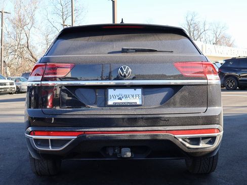 Used 2022 Volkswagen Atlas Cross Sport SEL Premium R-Line image 6