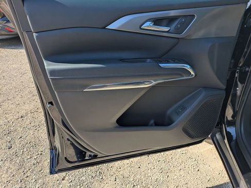 New 2026 Chevrolet Traverse LT w/ Sun and Wheel Package image 8