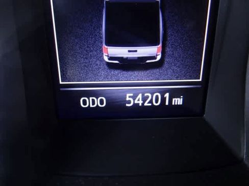 Used 2023 Toyota Tacoma TRD Sport image 7