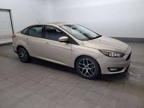Used 2017 Ford Focus SEL w/ Cold Weather Package image 11