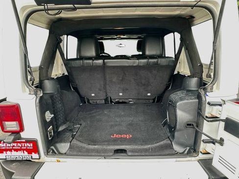 Used 2012 Jeep Wrangler Unlimited Sahara AWD/4WD image 25