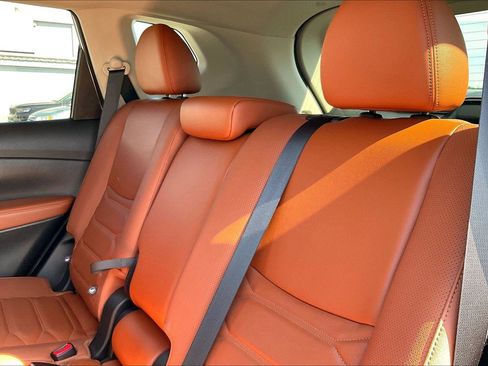 Used 2019 Nissan Rogue SL w/ Premium Package FWD image 5
