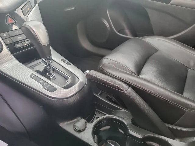 Used 2014 Chevrolet Cruze LTZ w/ Enhanced Safety Package FWD image 19