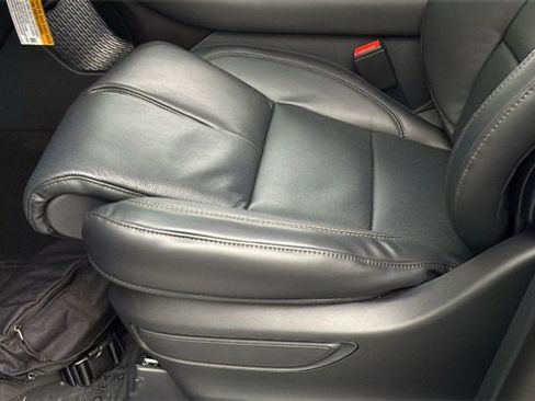 New 2026 Lincoln Aviator Reserve image 15