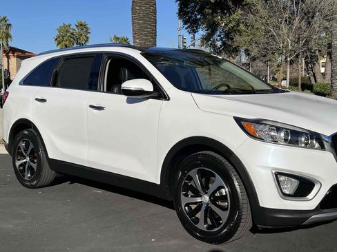 Used 2017 Kia Sorento EX w/ EX Advanced Touring Package image 42