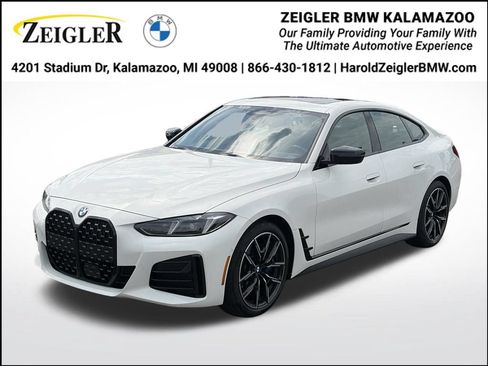 Certified 2025 BMW 430i xDrive w/ M Sport Package AWD/4WD image 1