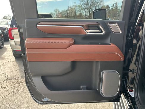 Used 2026 GMC Sierra 2500 Denali Ultimate image 22