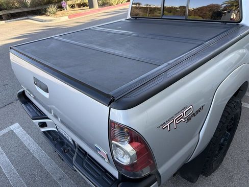 Used 2011 Toyota Tacoma PreRunner w/ TRD Sport Pkg w/JBL Audio image 18