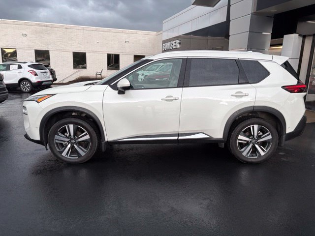 Certified 2023 Nissan Rogue SL w/ SL Premium Package AWD/4WD image 2