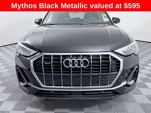 Used 2020 Audi Q3 2.0T Premium w/ Convenience Package image 3