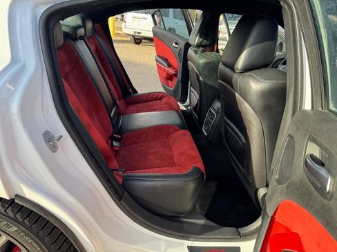 Used 2015 Dodge Charger SRT w/ Harman/Kardon Audio Group image 23