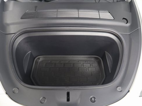 Used 2022 Tesla Model Y Performance image 20