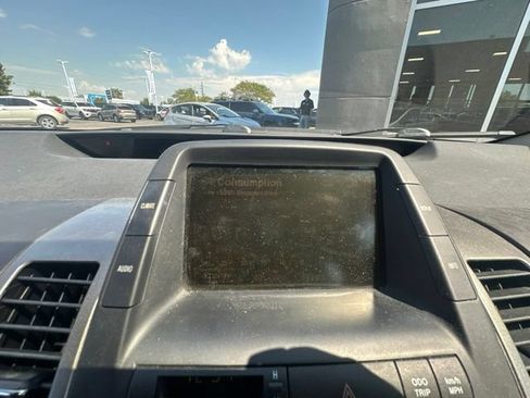 Used 2005 Toyota Prius w/ Pkg 4 FWD image 22