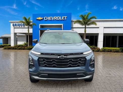 New 2026 Chevrolet Equinox LT w/ Convenience Package II FWD image 2