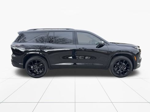 Used 2026 Chevrolet Traverse RS image 10