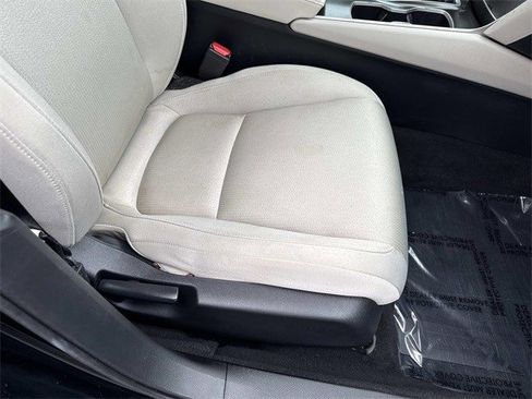 Used 2018 Honda Accord LX image 10