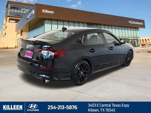 Used 2025 Honda Civic Sport image 7