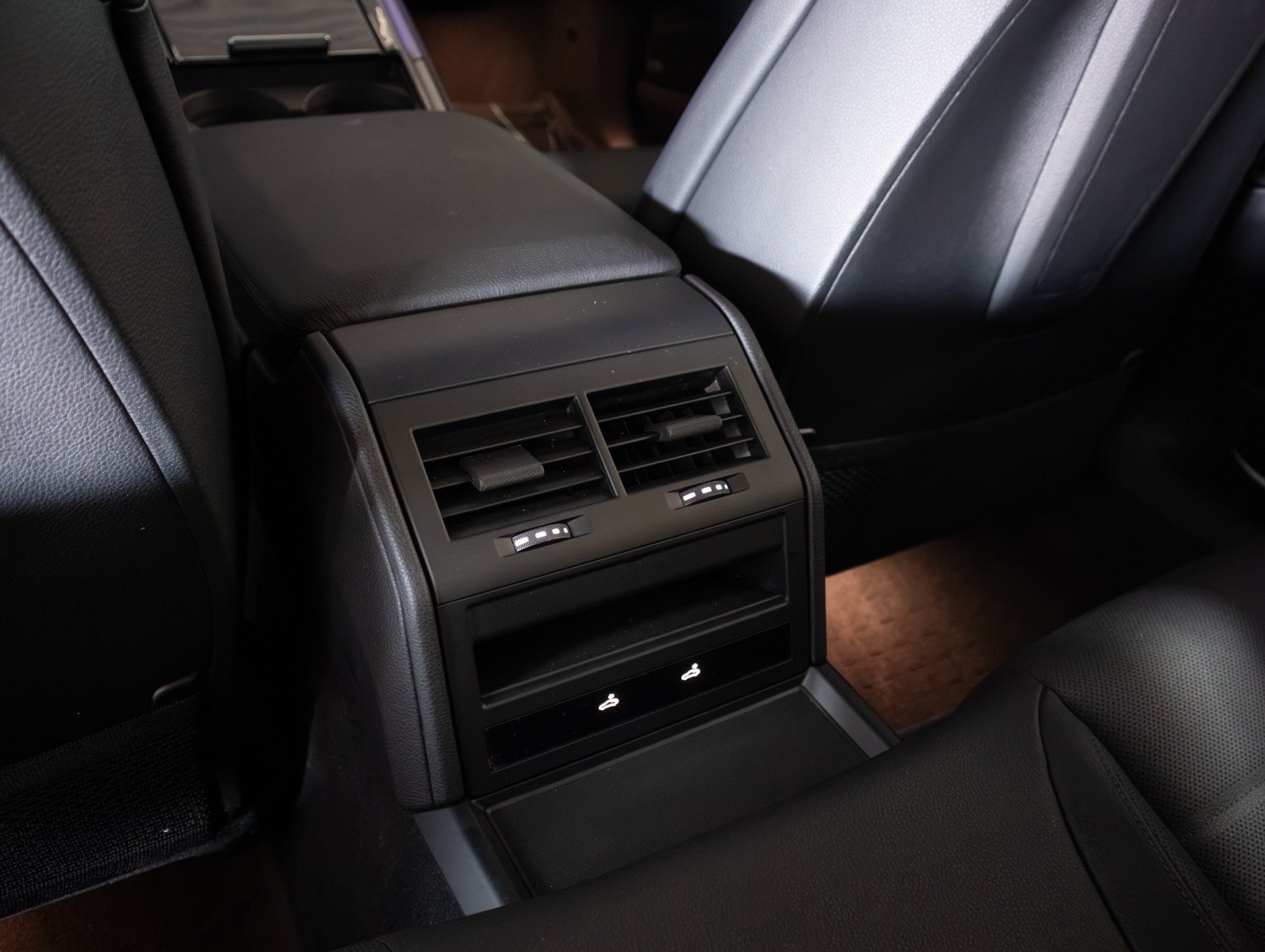 Certified 2026 Porsche Panamera RWD image 27