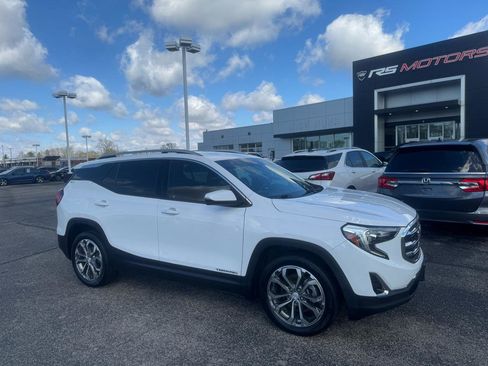 Used 2019 GMC Terrain SLT w/ Preferred Package FWD image 1