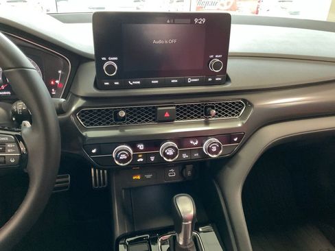 Certified 2025 Acura Integra A-Spec FWD image 16