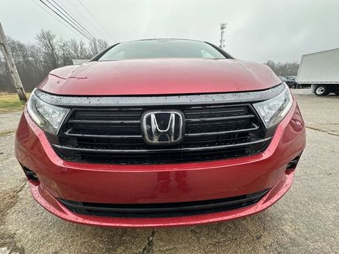 Used 2023 Honda Odyssey Sport image 33