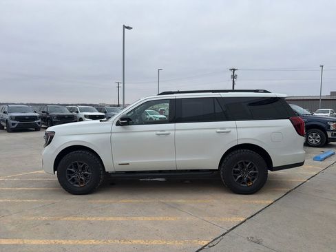 New 2025 Ford Expedition Tremor image 4