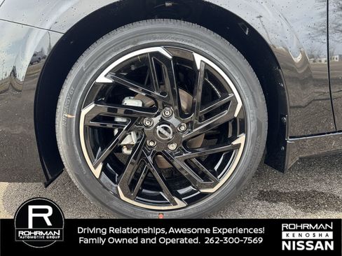 New 2026 Nissan Sentra SR w/ SR Premium Package image 10