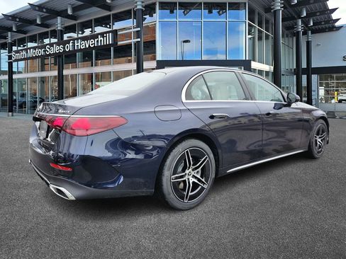 New 2026 Mercedes-Benz E 350 4MATIC Sedan image 5
