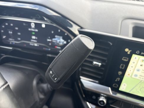 Used 2023 GMC Sierra 1500 Elevation image 24