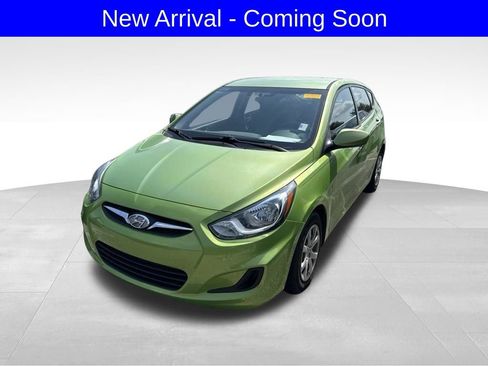 Used 2014 Hyundai Accent GS FWD image 1