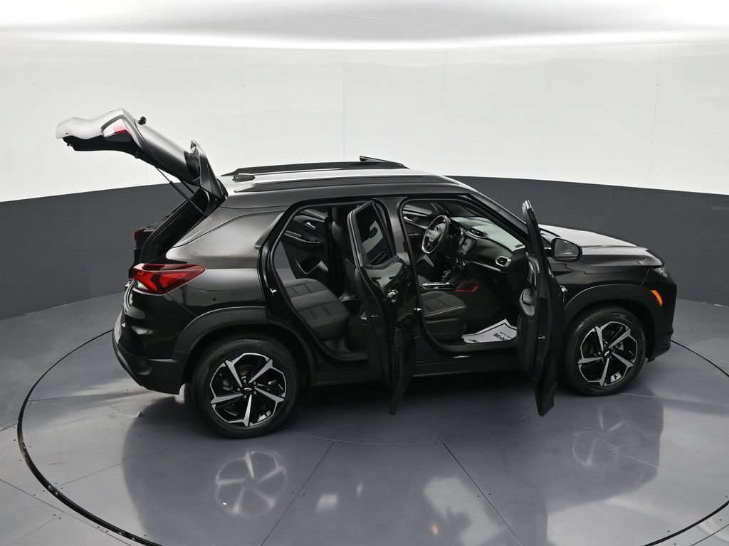 Used 2023 Chevrolet TrailBlazer RS w/ Convenience Package FWD image 35