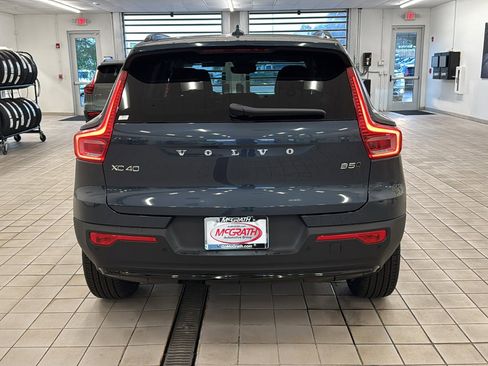 New 2026 Volvo XC40 B5 Ultra w/ Protection Package Premier image 6