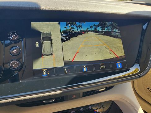 Used 2022 Buick Envision Avenir w/ Technology Package II image 30