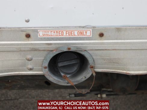 Used 2016 Chevrolet Express 3500 image 9