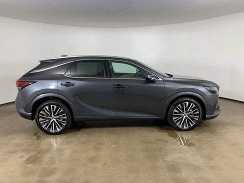 Used 2025 Lexus RX 350 w/ Convenience Package image 7