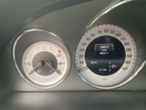 Used 2015 Mercedes-Benz GLK 350 2WD image 4