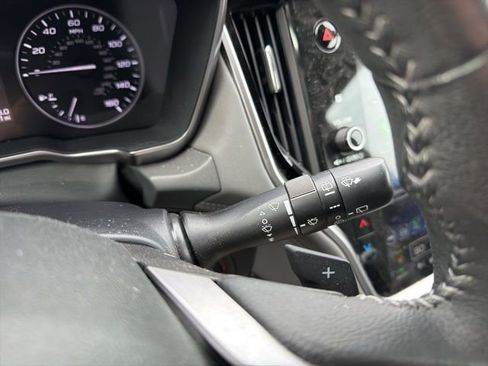 Used 2023 Subaru Outback Onyx Edition image 40