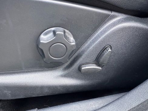 Used 2020 Ford EcoSport Titanium image 24