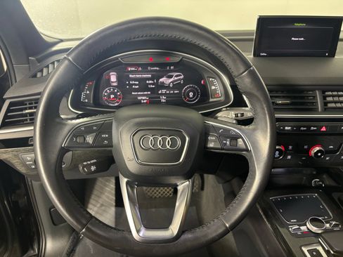 Used 2017 Audi Q7 3.0T Premium Plus AWD/4WD image 14