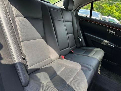 Used 2010 Mercedes-Benz S 550 4MATIC image 11