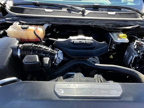 Used 2022 Jeep Grand Wagoneer Series III w/ Rear Seat Video Group 1 image 9