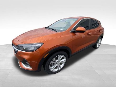 Used 2023 Buick Encore GX Preferred w/ Cold Weather Comfort Package FWD image 2