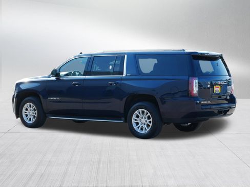 Used 2019 GMC Yukon XL SLT w/ Open Road Package AWD/4WD image 5