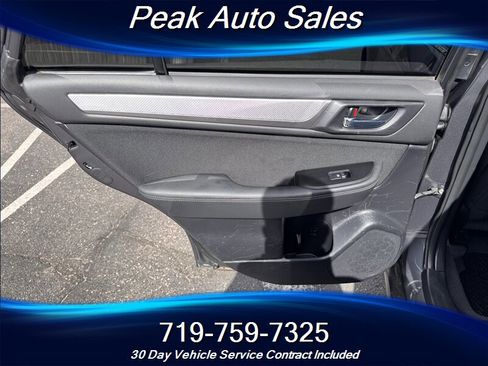 Used 2019 Subaru Outback 2.5i Premium AWD/4WD image 24