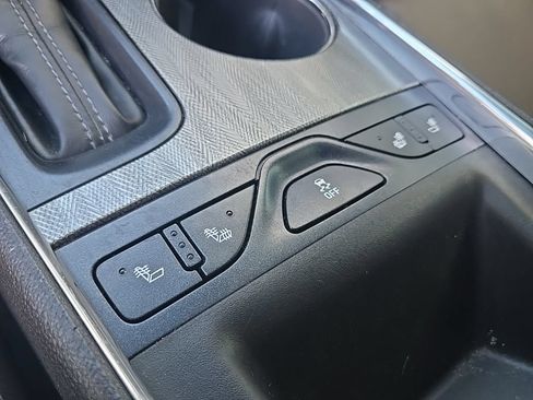 Used 2014 Chevrolet Impala LT FWD image 25